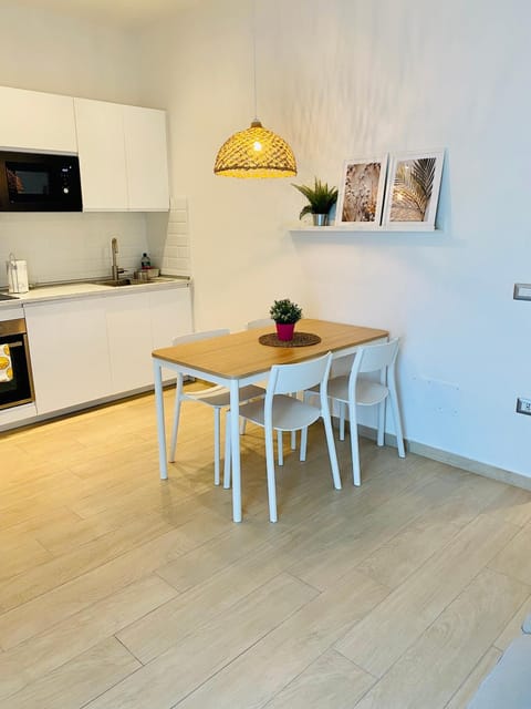 Modern City Apartment Apartment in Modena