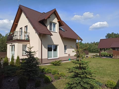 Dom Wakacyjny Premium Bory Tucholskie - WiFi kominek sauna jacuzzi Smart TV House in Pomeranian Voivodeship