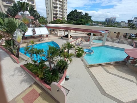 Pool view, Swimming pool