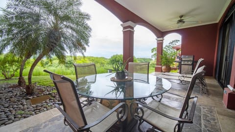 Bougainvillea 3103 Luxury Apartment - Reserva Conchal Casa in Guanacaste Province