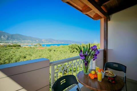 Balcony/Terrace, Mountain view, Sea view, Sunset