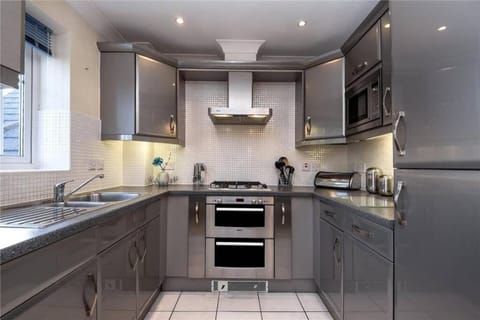 Kitchen or kitchenette, dishwasher, minibar, pet friendly, toaster