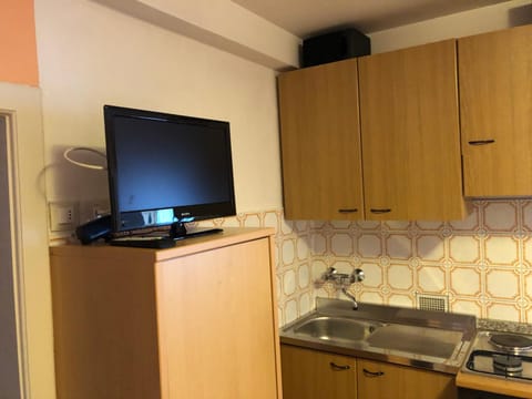 TV and multimedia, Kitchen or kitchenette