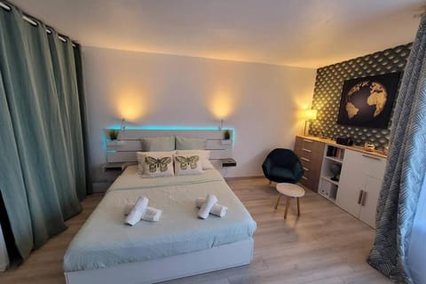 Studio bien équipé, situé en hyper centre Apartment in Vendôme