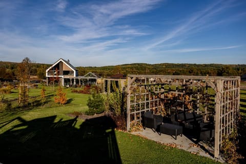 Property building, Day, Natural landscape, Garden view