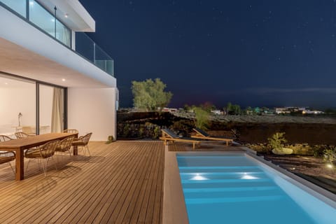 Villa Elena, Luxery villa with swimming pool! Apartamento in Lajares