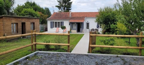 Property building, Garden, Garden view