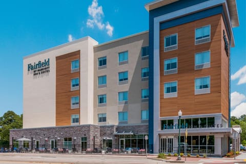 Fairfield by Marriott Inn & Suites Virginia Beach Town Center Hotel in Chesapeake