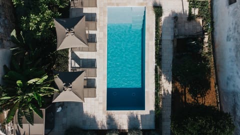 Bird's eye view, Swimming pool