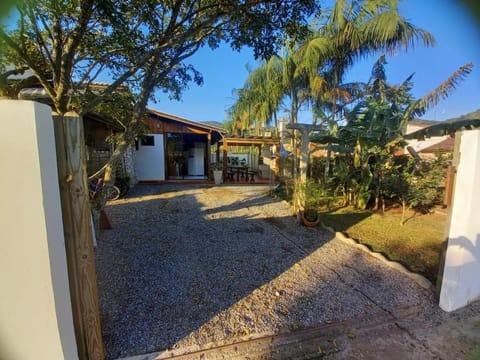 Facade/entrance, Garden