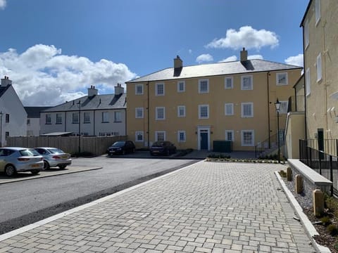 Property building, Inner courtyard view