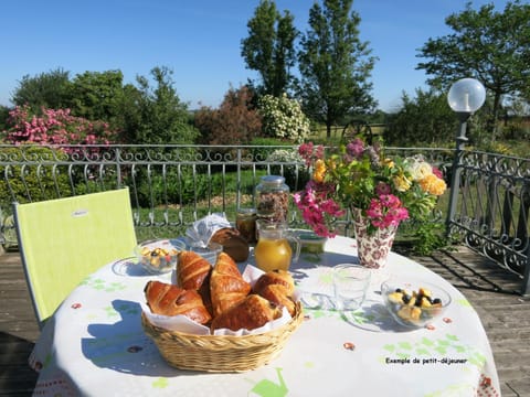 Garden, Breakfast