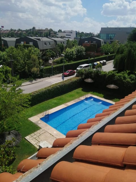 Pool view, Swimming pool