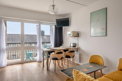 Charmant appartement a deux cent cinquante metre de la plage a Arzon Condo in Arzon