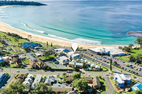 Neighbourhood, Bird's eye view, Beach, Sea view