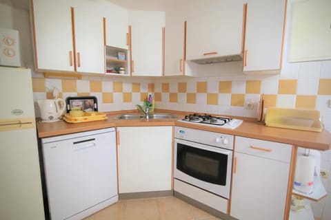 Kitchen or kitchenette, dishwasher, minibar, pet friendly