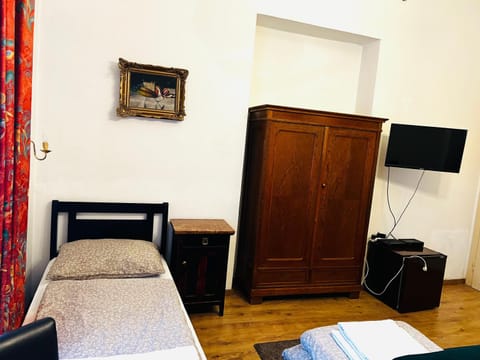 Kis Gellért Guesthouse Bed and Breakfast in Budapest