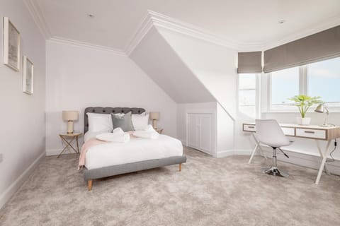 Skye Sands - Alexandra Penthouse - St Andrews Condo in Saint Andrews