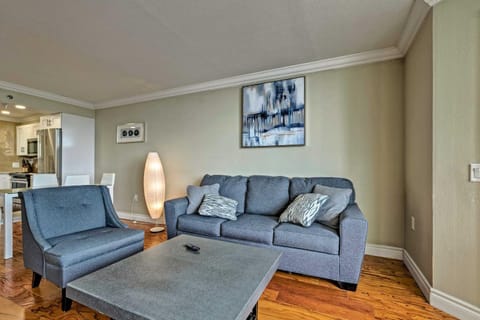 Modern Waterfront Hudson Condo with Resort Pool! Condo in Hudson