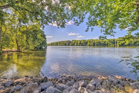 Rustic Dover Retreat with Porch - Walk to Boat Ramp! House in Lake Barkley