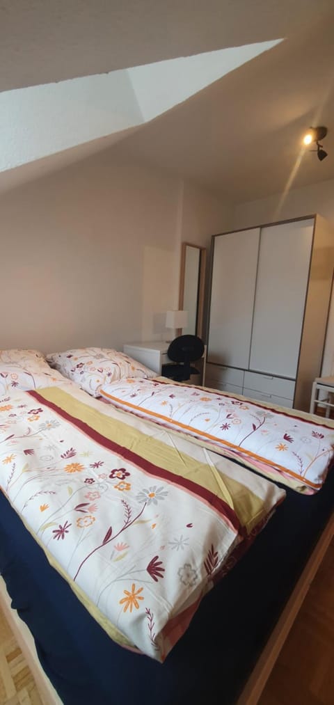 Privat Zimmer in Bad Homburg bei Kurhaus Vacation rental in Oberursel