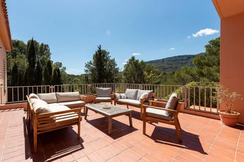 Patio, Natural landscape, Balcony/Terrace, Mountain view