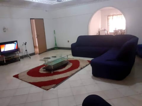 Impeccable 2-Bed Apartment in Kumasi Ashanti Condo in Kumasi
