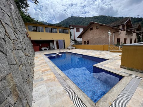 Casa com vista deslumbrante próximo a feirinha House in State of Rio de Janeiro