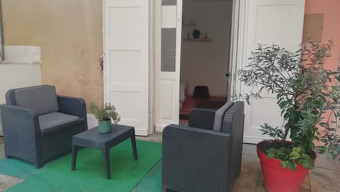 55Magenta Apartment in Poitiers