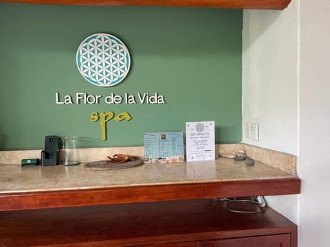 Casa del Caracol Feliz - Oceanfront luxury villa in Punta Esmeralda Condominio in La Cruz de Huanacaxtle