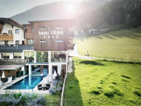 Property building, Natural landscape, Pool view