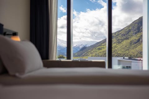 Holiday Inn Queenstown Remarkables Park Hotel in Queenstown