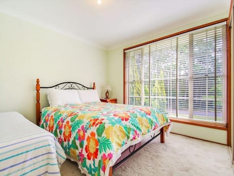 Peace by the Beach by Experience Jervis Bay Maison in Vincentia