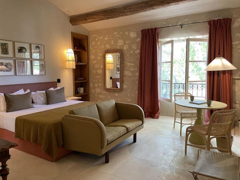 Baumanière - Les Baux de Provence Hotel in Les Baux-de-Provence