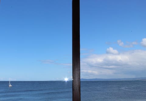Beachfront Panoramic Seaview Free Wifi & Parking House in Lossiemouth