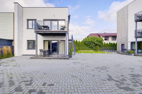 Patio, Balcony/Terrace