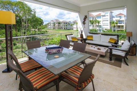 Fully equipped apartment overlooking golf course at luxury beach resort Condo in Punta Cana