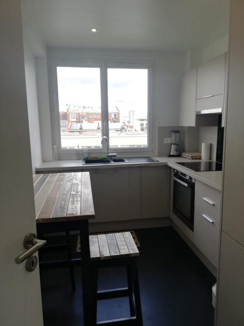 Quiet apartment, 12 mn from Paris Apartment in Île-de-France