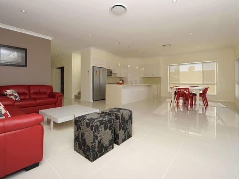 Ocean View Oasis at Fingal Bay House in Fingal Bay