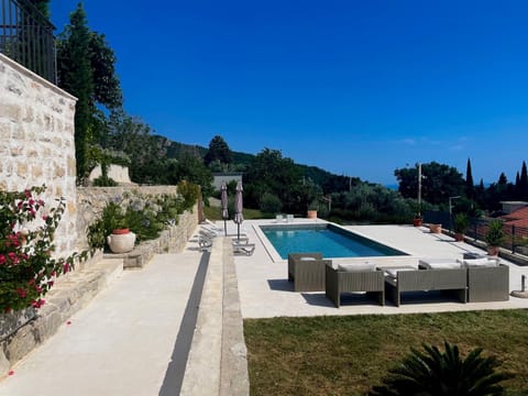 Day, Garden view, Pool view, Swimming pool