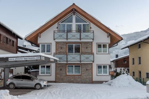 Property building, Winter