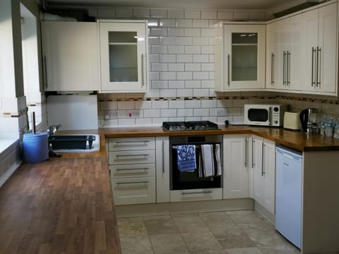 BRIGSTOCK HOLIDAYS HOUSE Apartment in Manchester