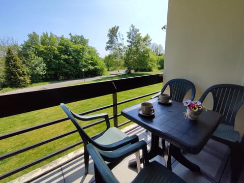 Balcony/Terrace, Garden view