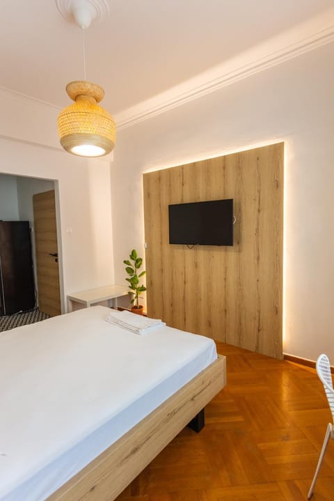 TV and multimedia, Photo of the whole room