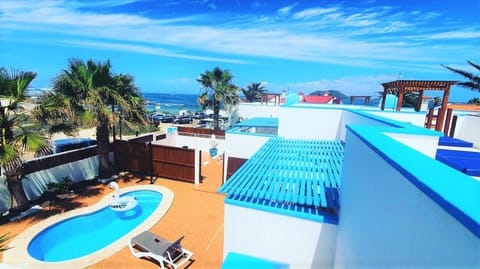 Solarium, View (from property/room), Balcony/Terrace, Pool view, Sea view, Swimming pool