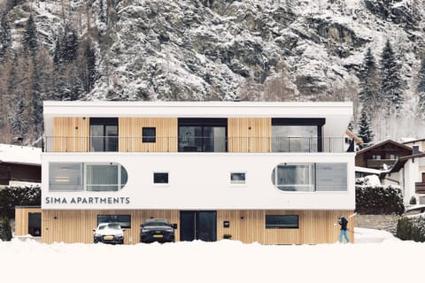 Property building, Winter