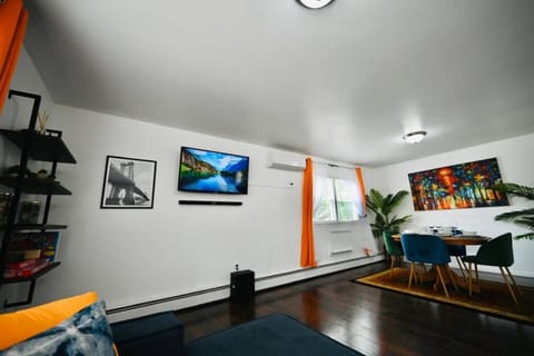 Bright & cozy * 2nd Floor Apartment*. Close to NYC Wohnung in Bloomfield