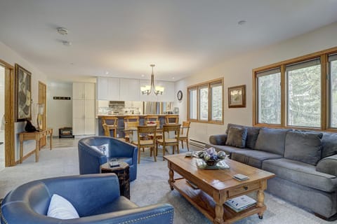 Newly Remodeled Spacious 1 Bedroom condo Apartment in Beaver Creek