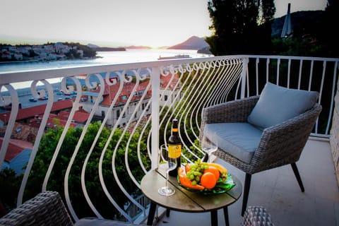 Balcony/Terrace, Sea view, Sunset