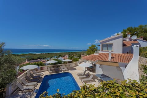 Property building, Garden view, Sea view, Swimming pool